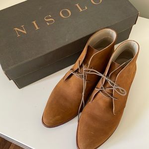Nisolo Isa Boot suede desert ankle boot in Oak